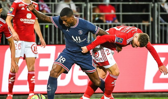  布雷斯特定位球战术显威连续零封对手