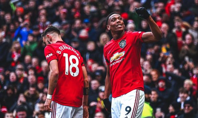  尚布利中场组织调度有序,精准传球撕破对手防线