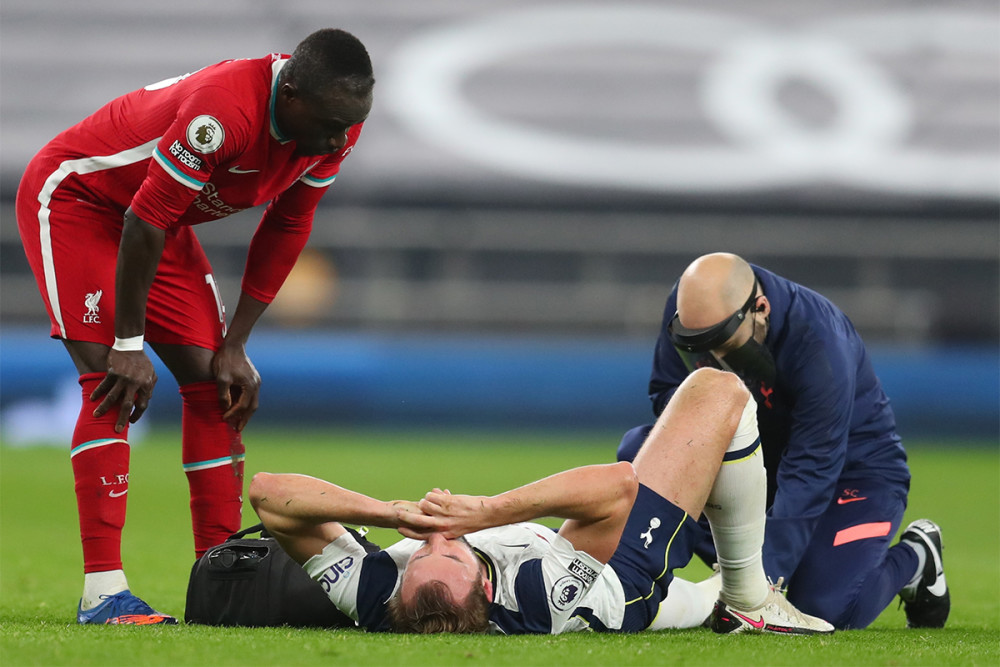  谢菲联战平热刺收获宝贵保级积分